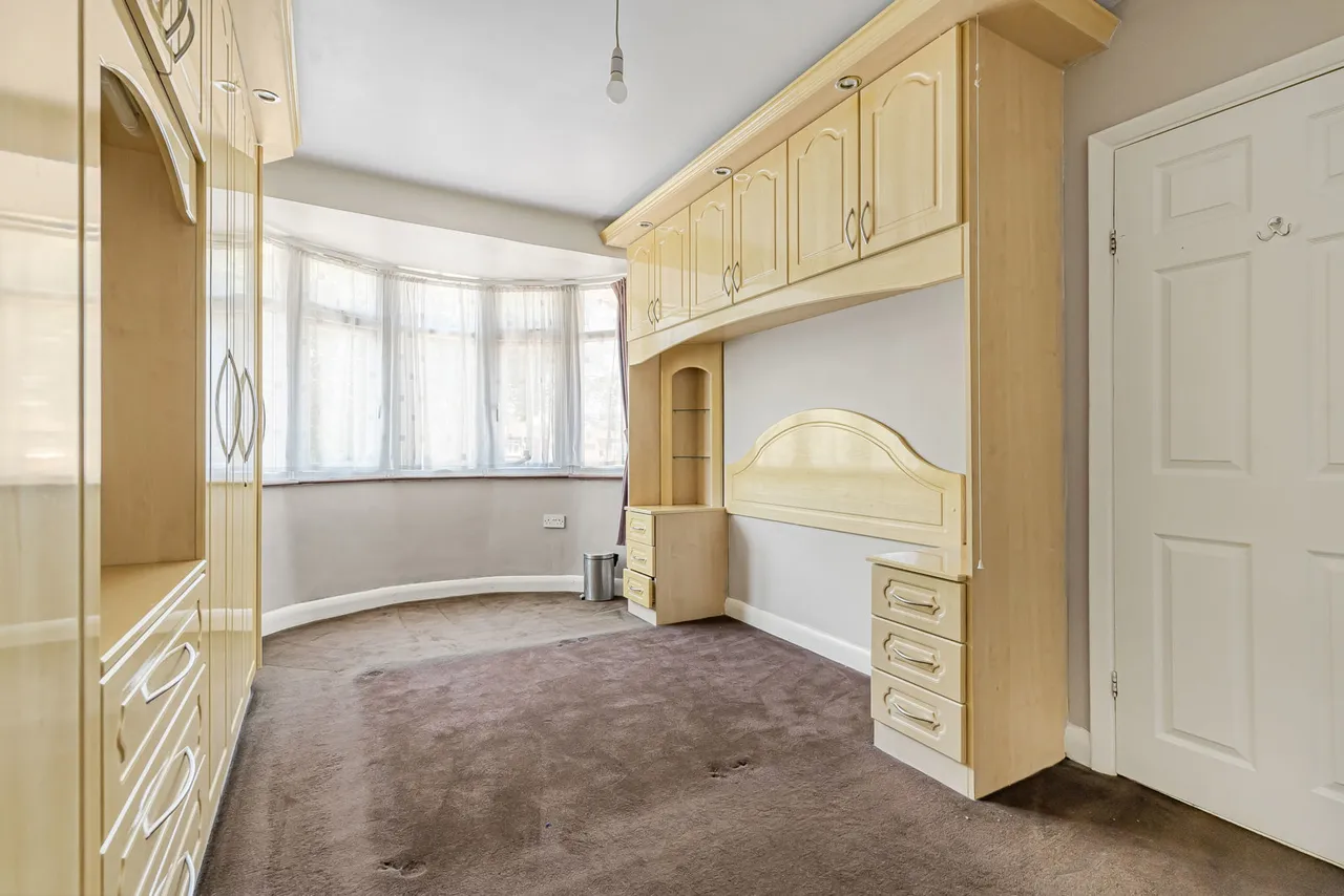 Hanworth Road, Whitton, TW4, photo 16