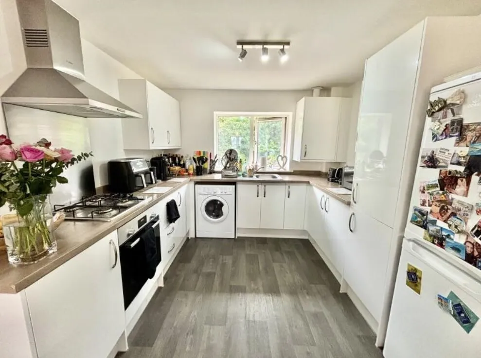 9 Horrell Court, Peterborough, photo 2