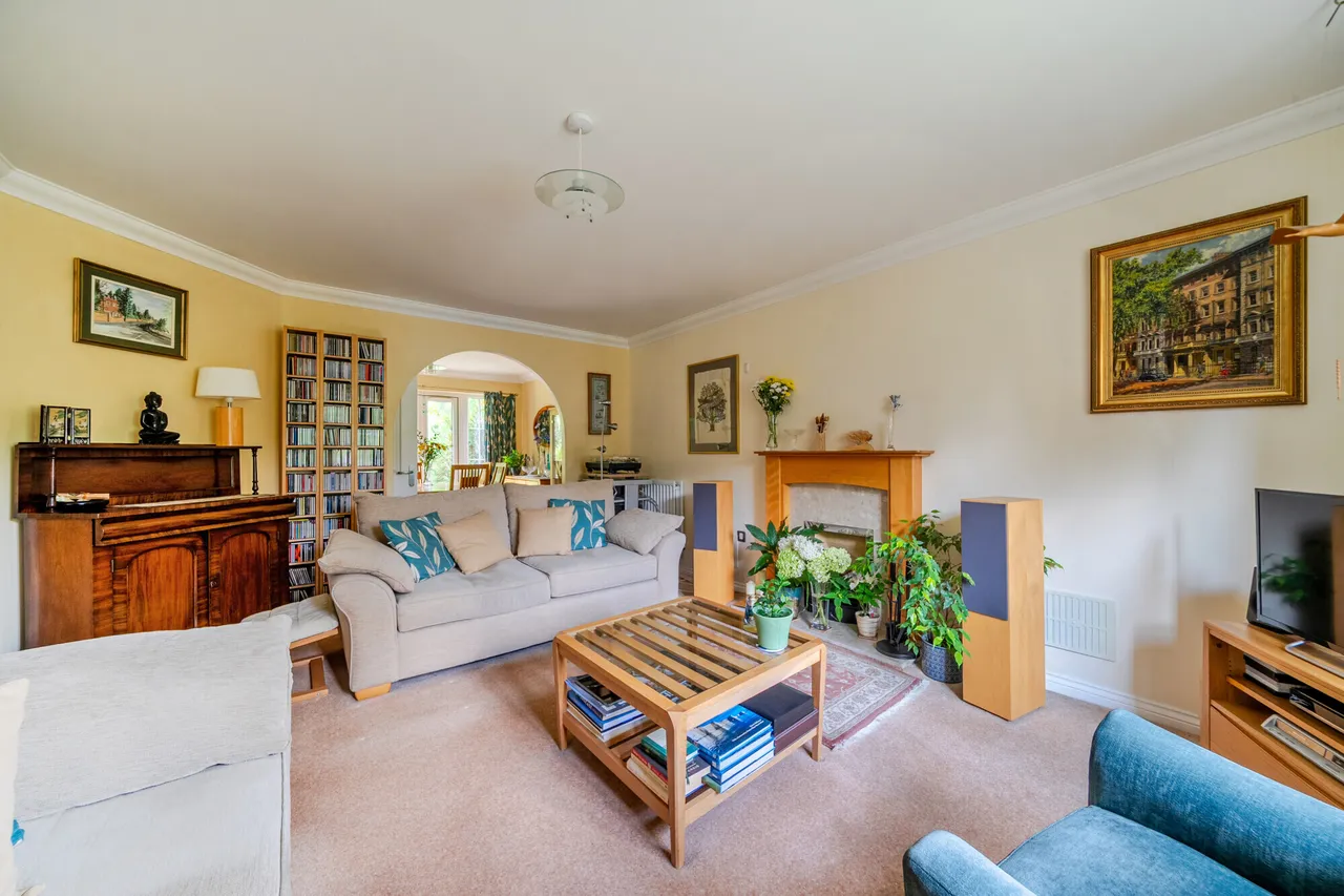 Meadowlands Drive, Haslemere, GU27, photo 6