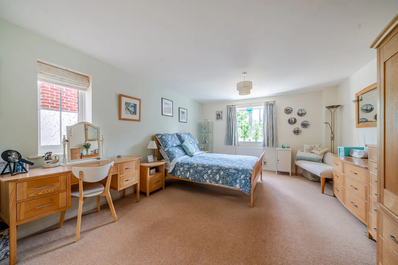 Meadowlands Drive, Haslemere, GU27, photo 9