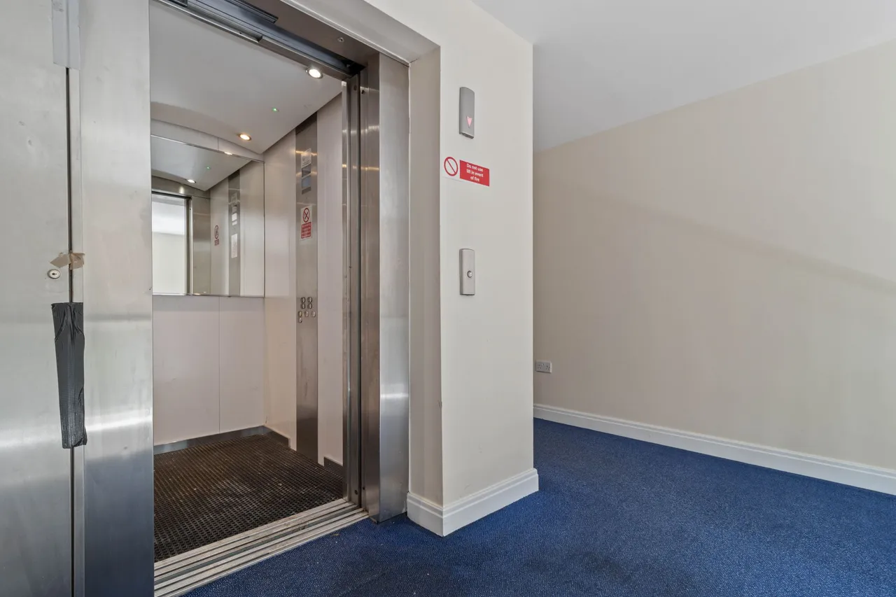Apartment 44, Egremont Court Wilderspool Causeway, Warrington, Warrington, WA4 6LB, photo 12