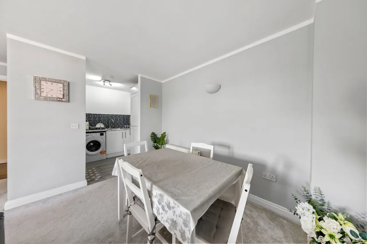 Apartment 44, Egremont Court Wilderspool Causeway, Warrington, Warrington, WA4 6LB, photo 5
