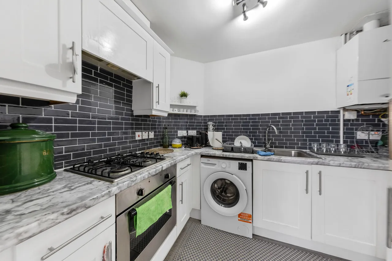 Apartment 44, Egremont Court Wilderspool Causeway, Warrington, Warrington, WA4 6LB, photo 6