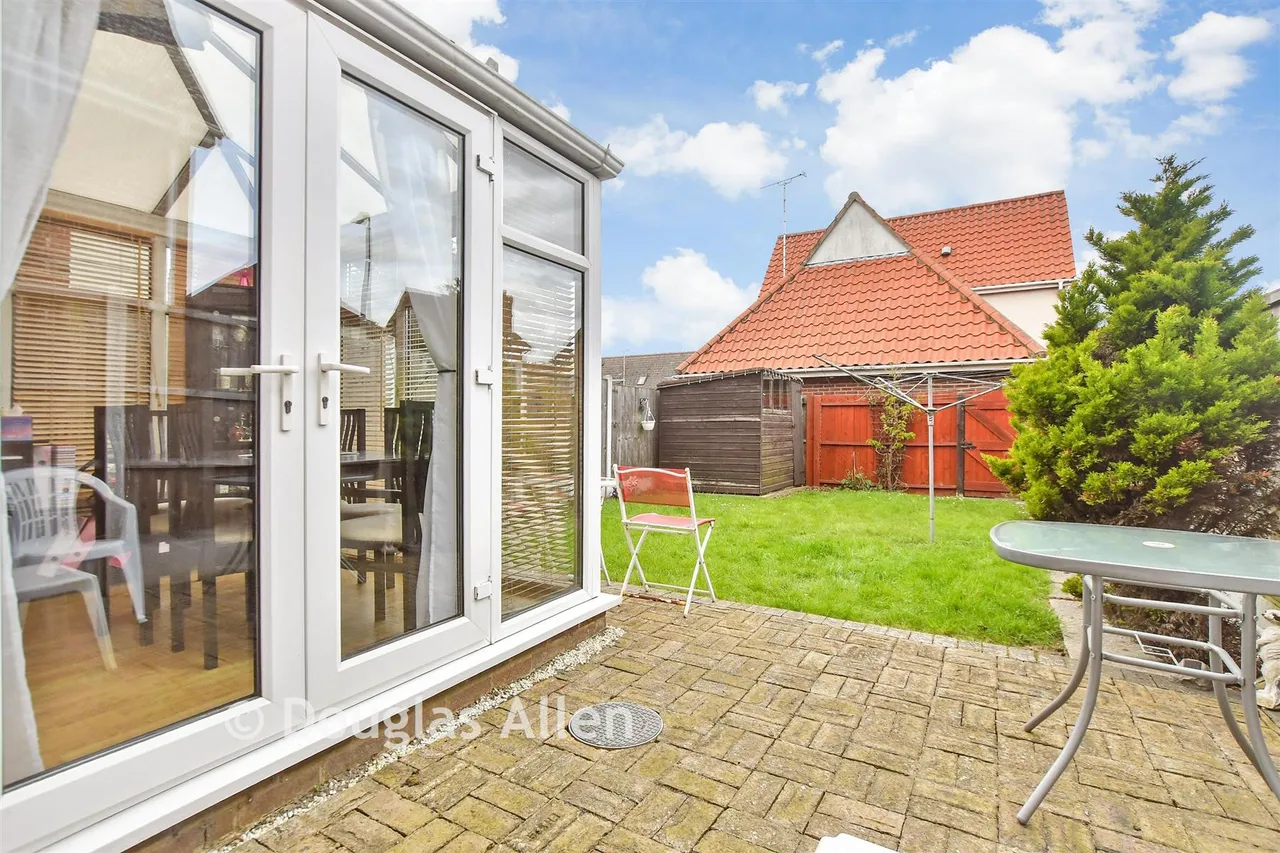 Boyd Court, Wickford, SS12, photo 10