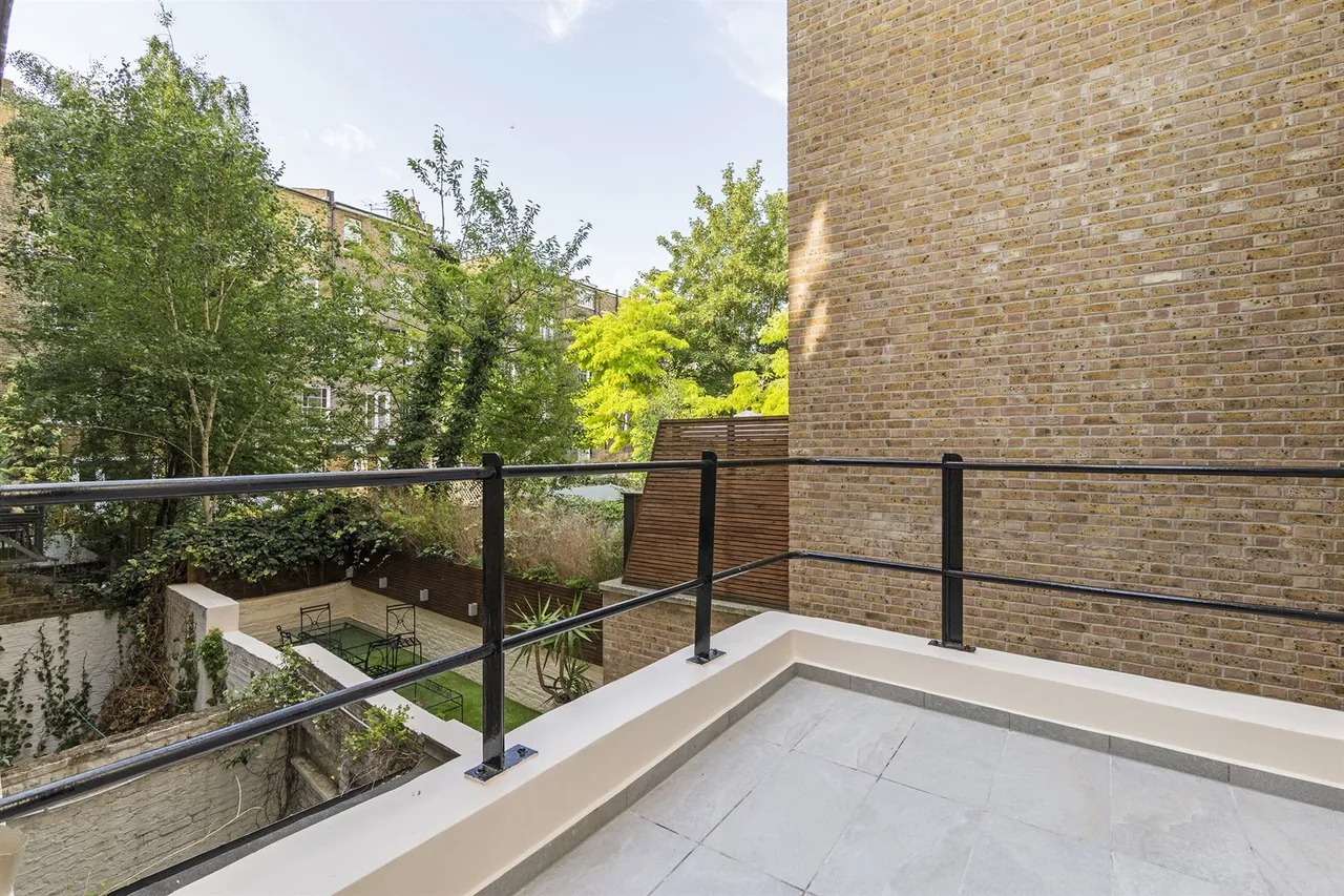 London, W2 5NA, photo 2