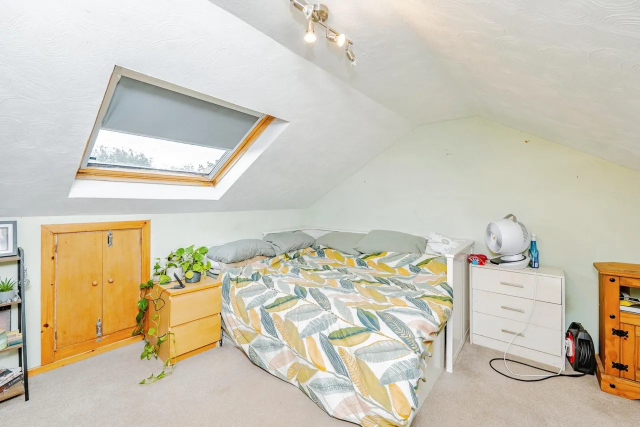 Lynton Close, Penarth, CF64, photo 23