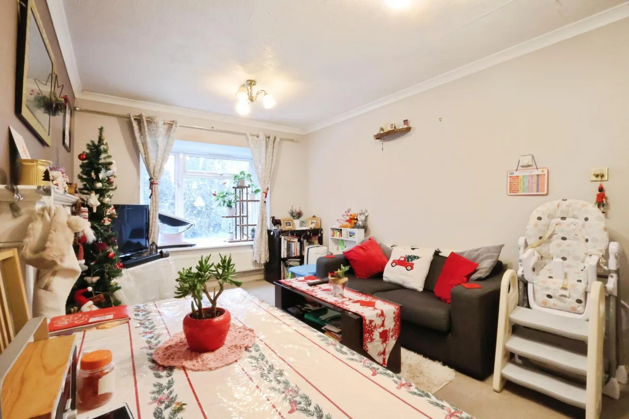 Baron Court, Stevenage, SG1, photo 5