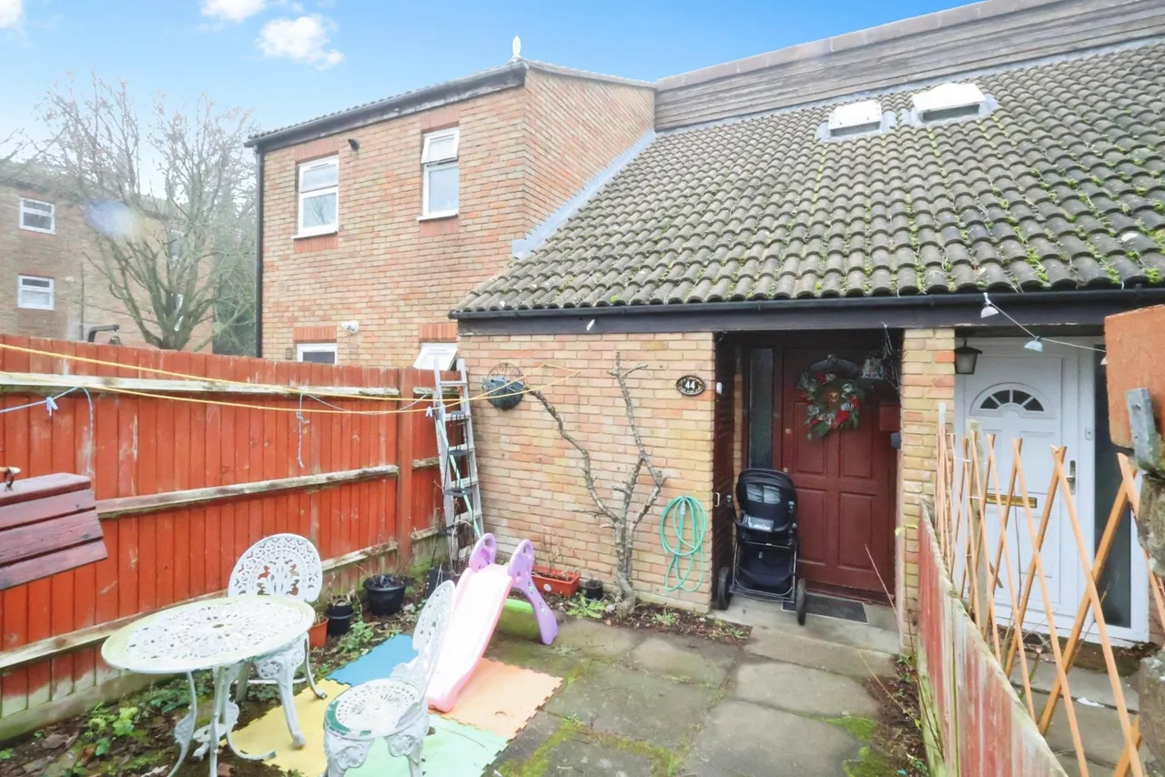 Baron Court, Stevenage, SG1, photo 14