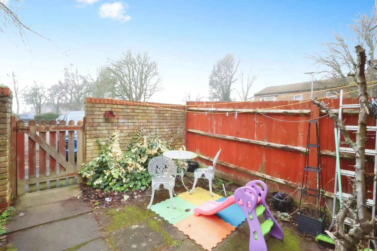 Baron Court, Stevenage, SG1, photo 13
