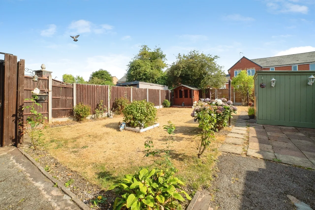 Larch Road, New Ollerton, NG22, photo 13