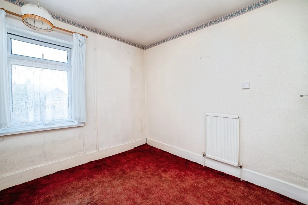 Larch Road, New Ollerton, NG22, photo 9