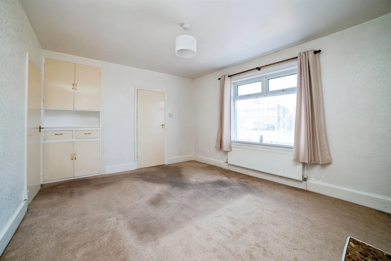 Larch Road, New Ollerton, NG22, photo 3