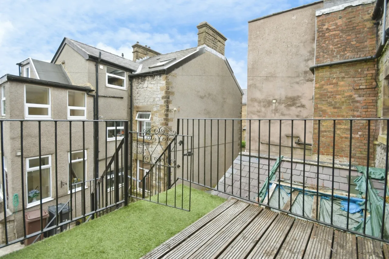 Market Street, Buxton, Derbyshire, SK17, photo 2