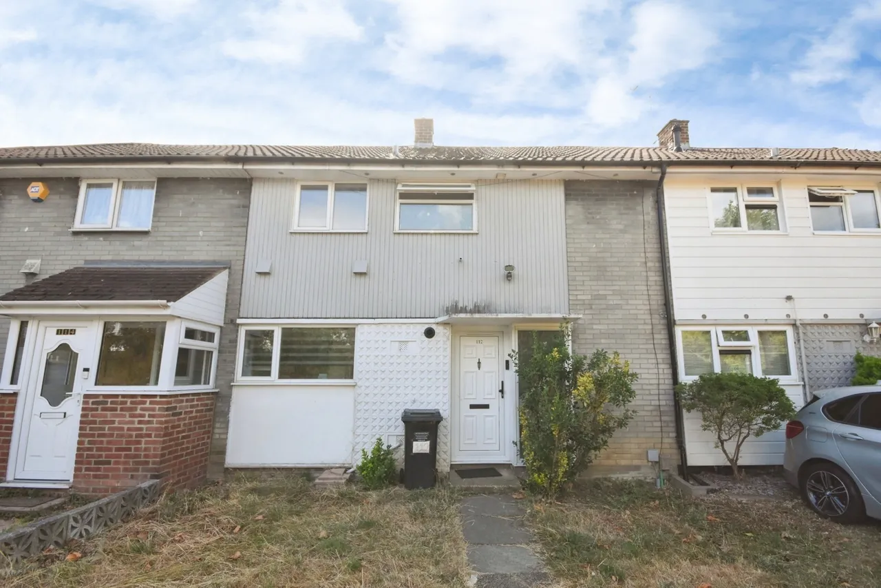 3 bed house for sale — Pin Mill, Basildon, Essex, SS14