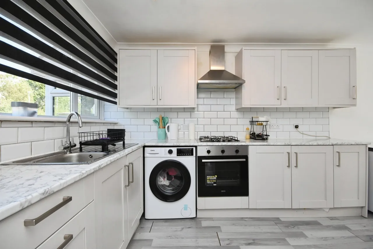 Pin Mill, Basildon, Essex, SS14, photo 5