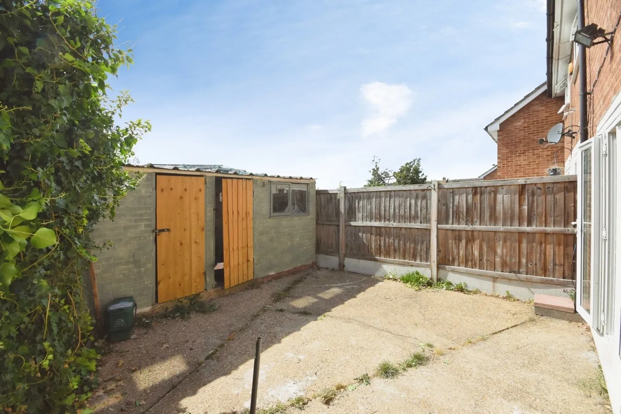 Pin Mill, Basildon, Essex, SS14, photo 14