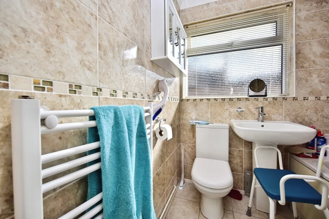 Foxden Drive, Downswood, ME15, photo 10