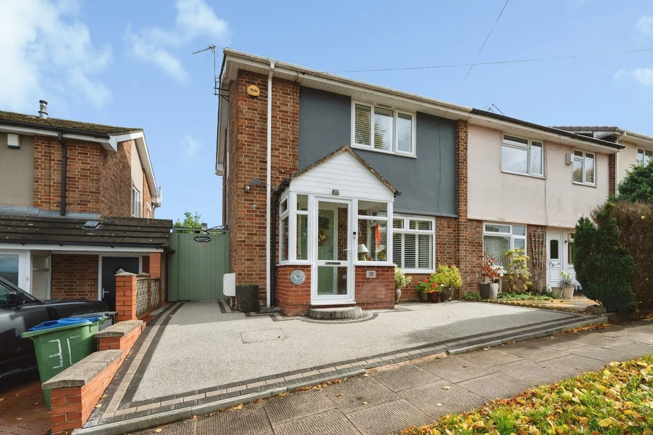 2 bed house for sale, Cumberland Road, Oldbury, B68