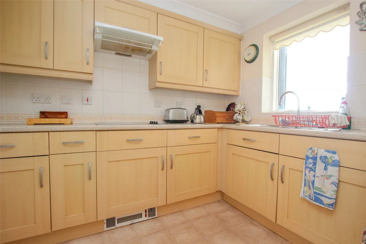 Beach Road, Weston-super-Mare, BS23, photo 8
