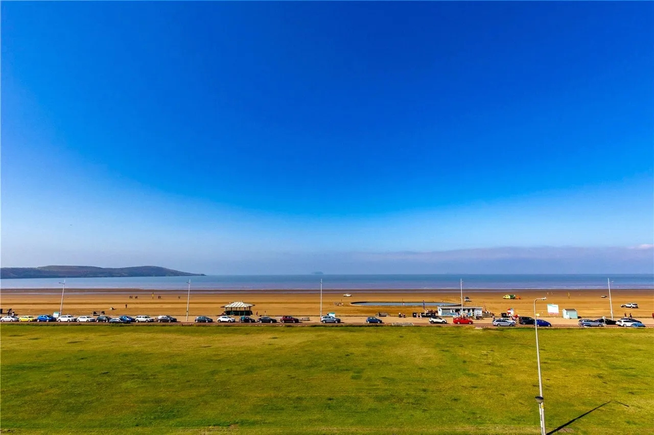 Beach Road, Weston-super-Mare, BS23, photo 18