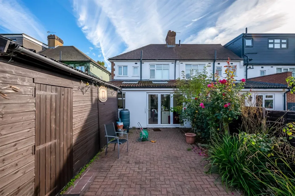 Elibank Road, London, photo 18
