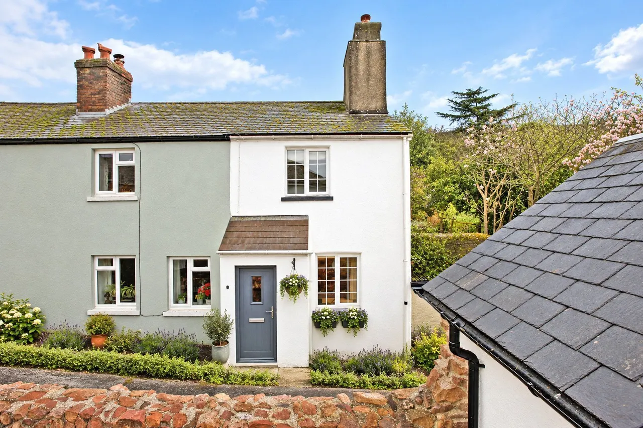 2 bed property for sale, Radway Hill, Bishopsteignton, TQ14