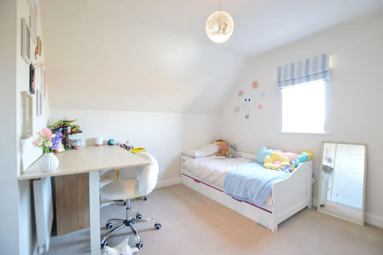 Musselburgh Way, Bourne, PE10, photo 15