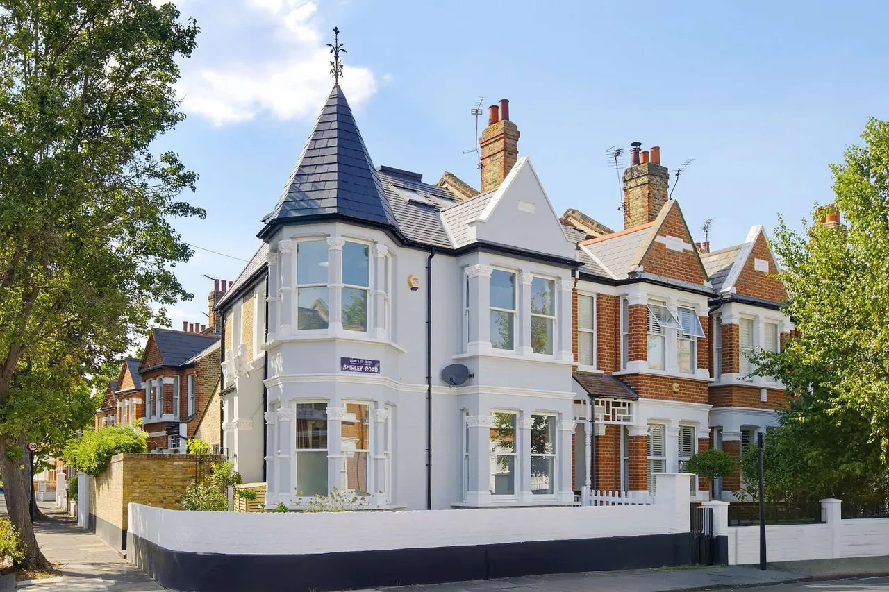 4 bed house for sale — Shirley Road, London, W4 1DD