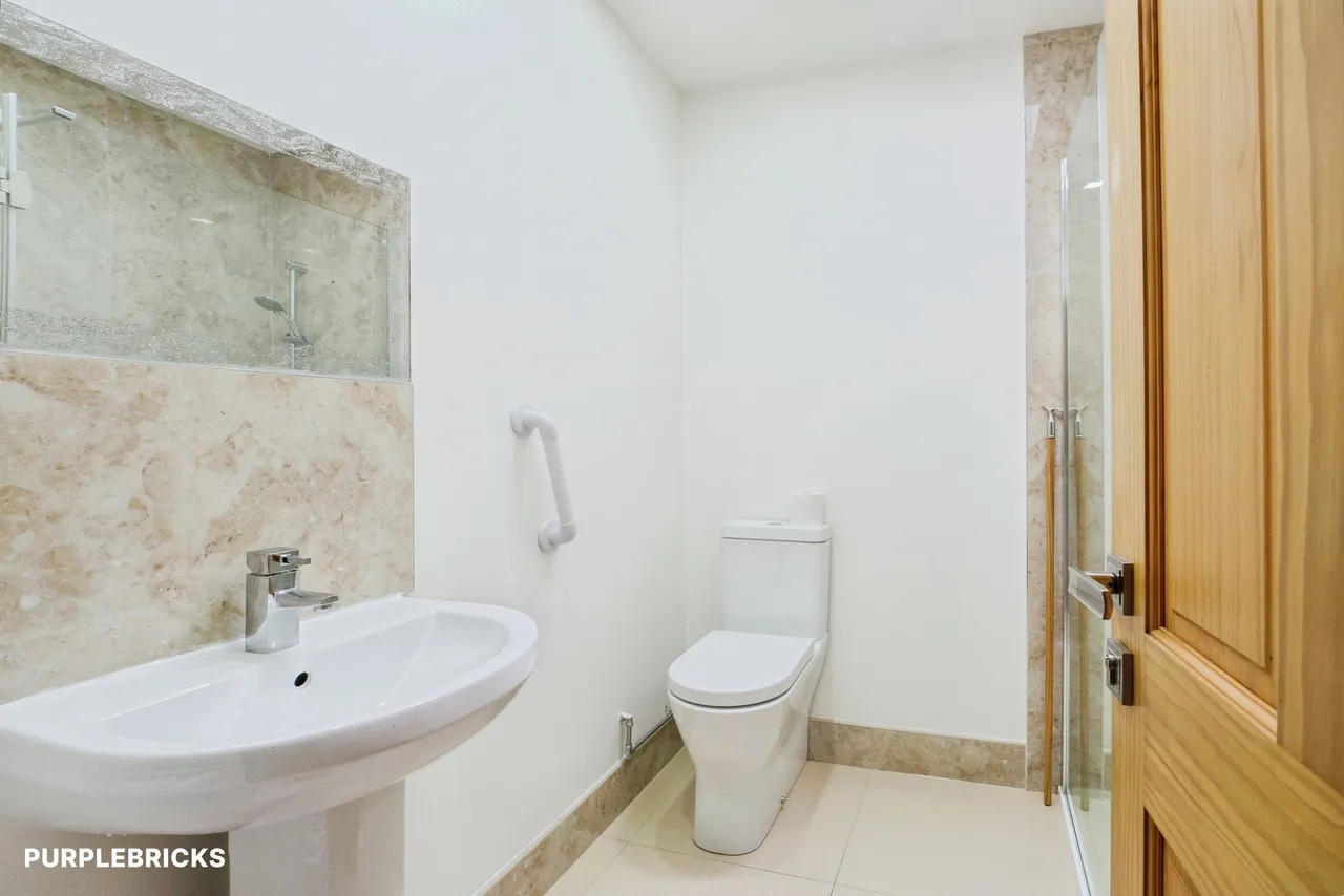 Campbell Avenue, Leicester, LE4, photo 17
