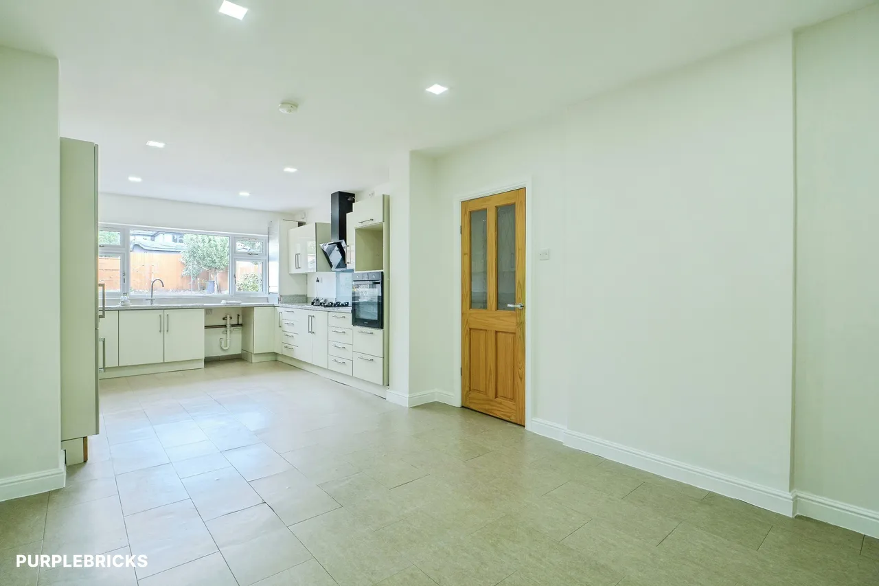 Campbell Avenue, Leicester, LE4, photo 8