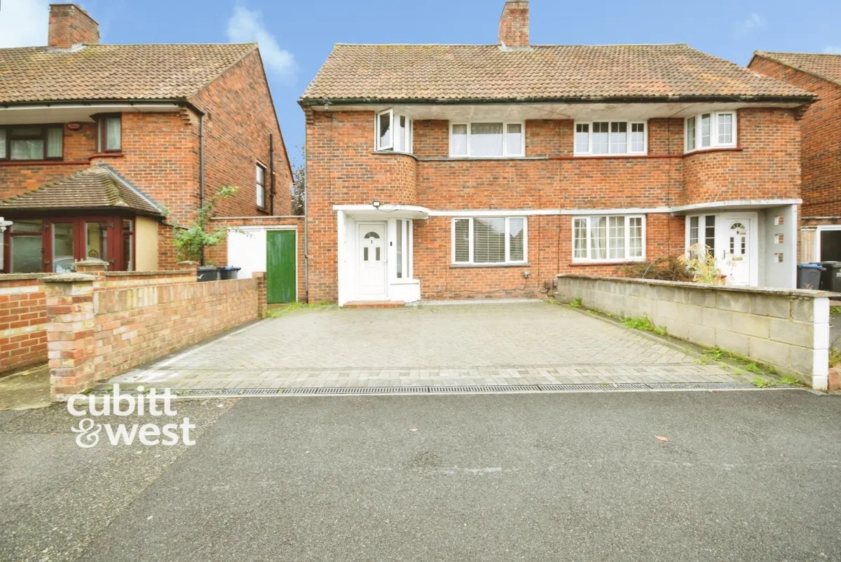 Swinburne Crescent, Croydon, CR0, photo 2