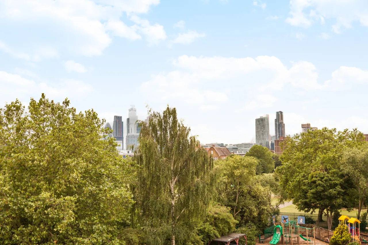London, E2, photo 7