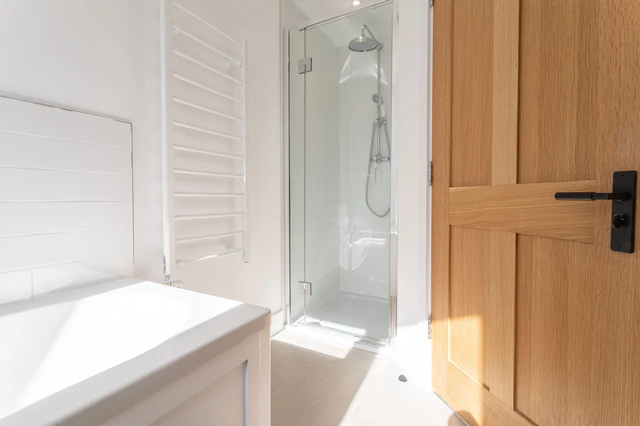 Buckfield House Oakley Place, Hartley Wintney, Hook, RG27 8FT, photo 9