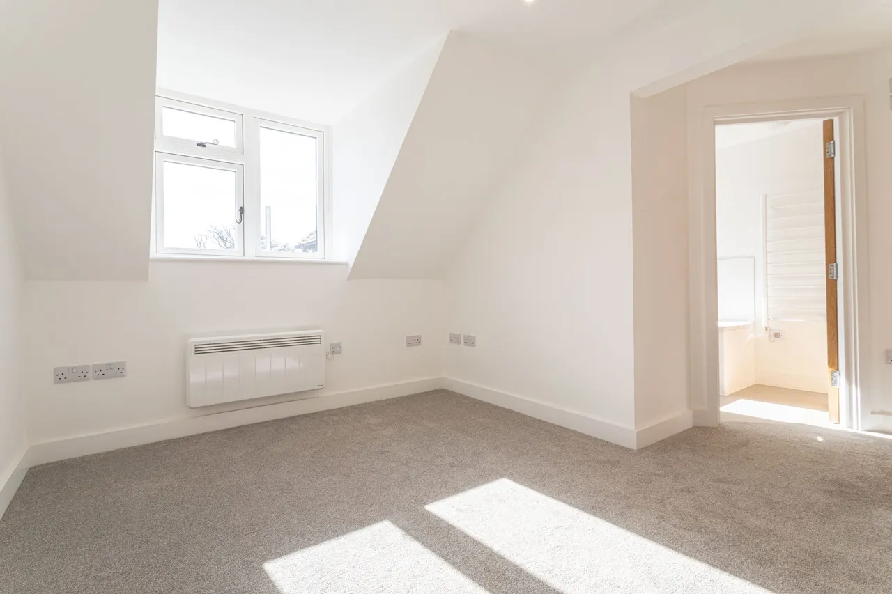 Buckfield House Oakley Place, Hartley Wintney, Hook, RG27 8FT, photo 10
