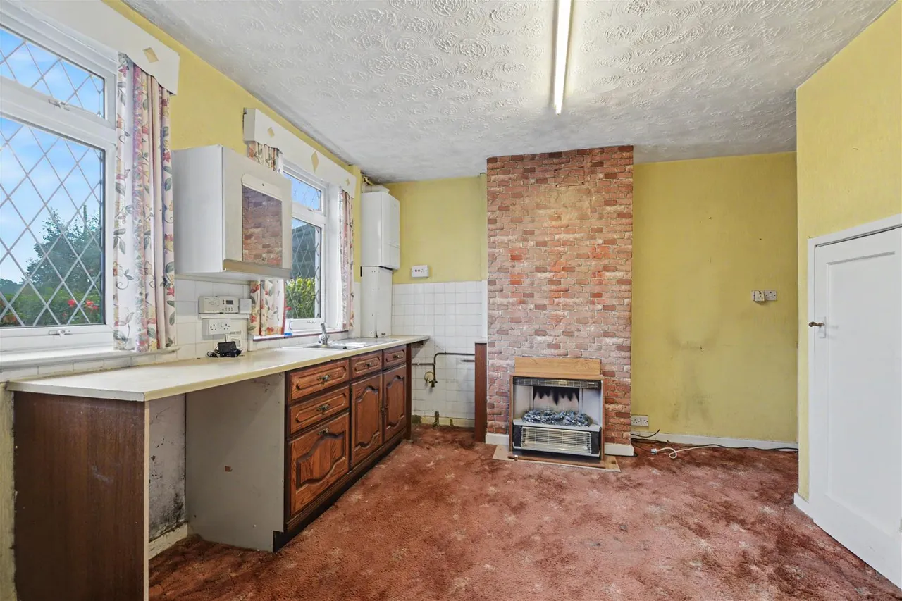 St. Norbert Drive, Kirk Hallam, DE7, photo 6