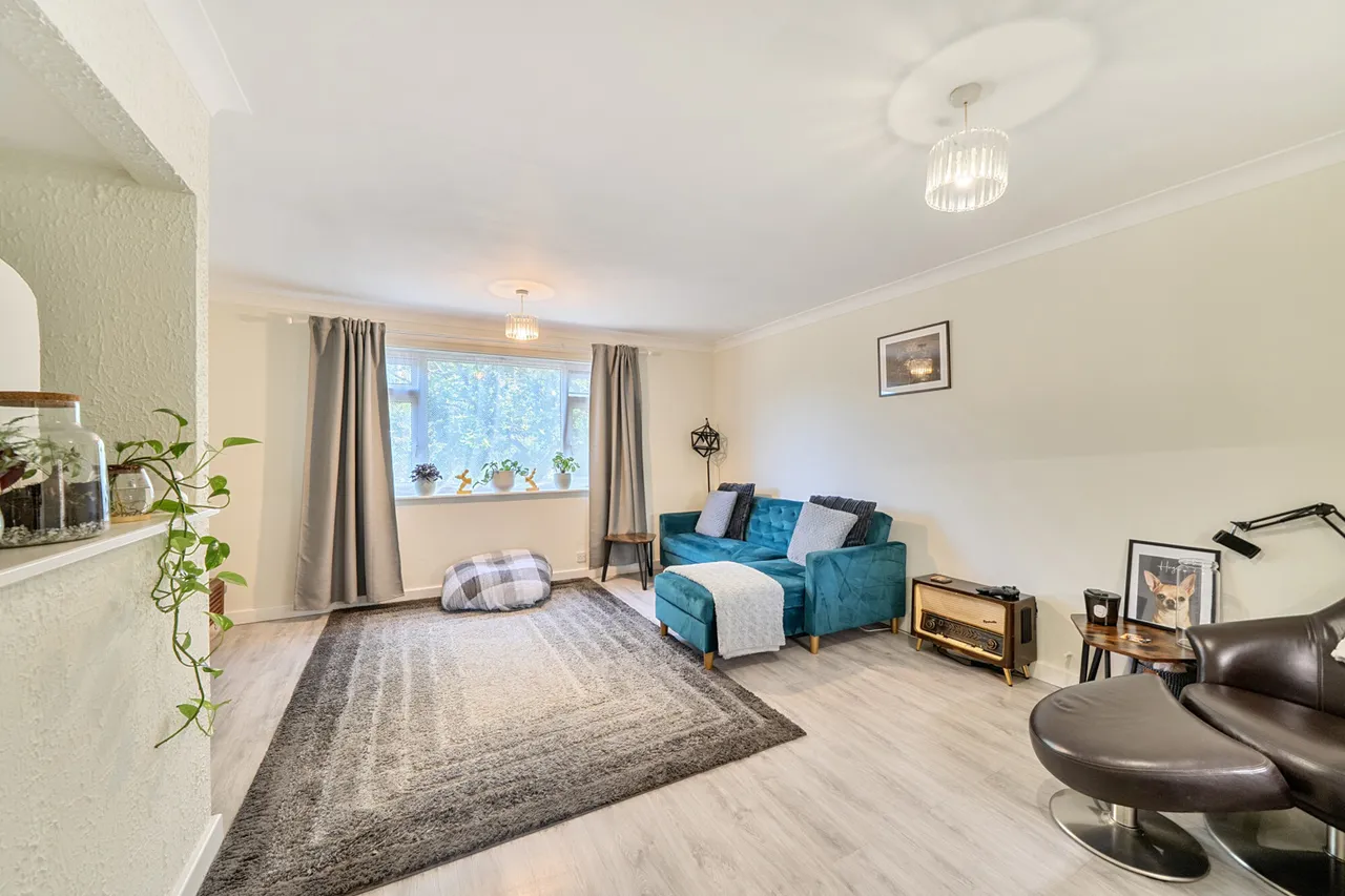 The Greenway, Ickenham, UB10, photo 12