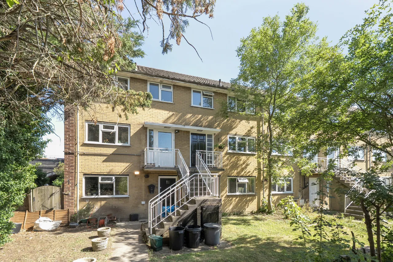 The Greenway, Ickenham, UB10, photo 18
