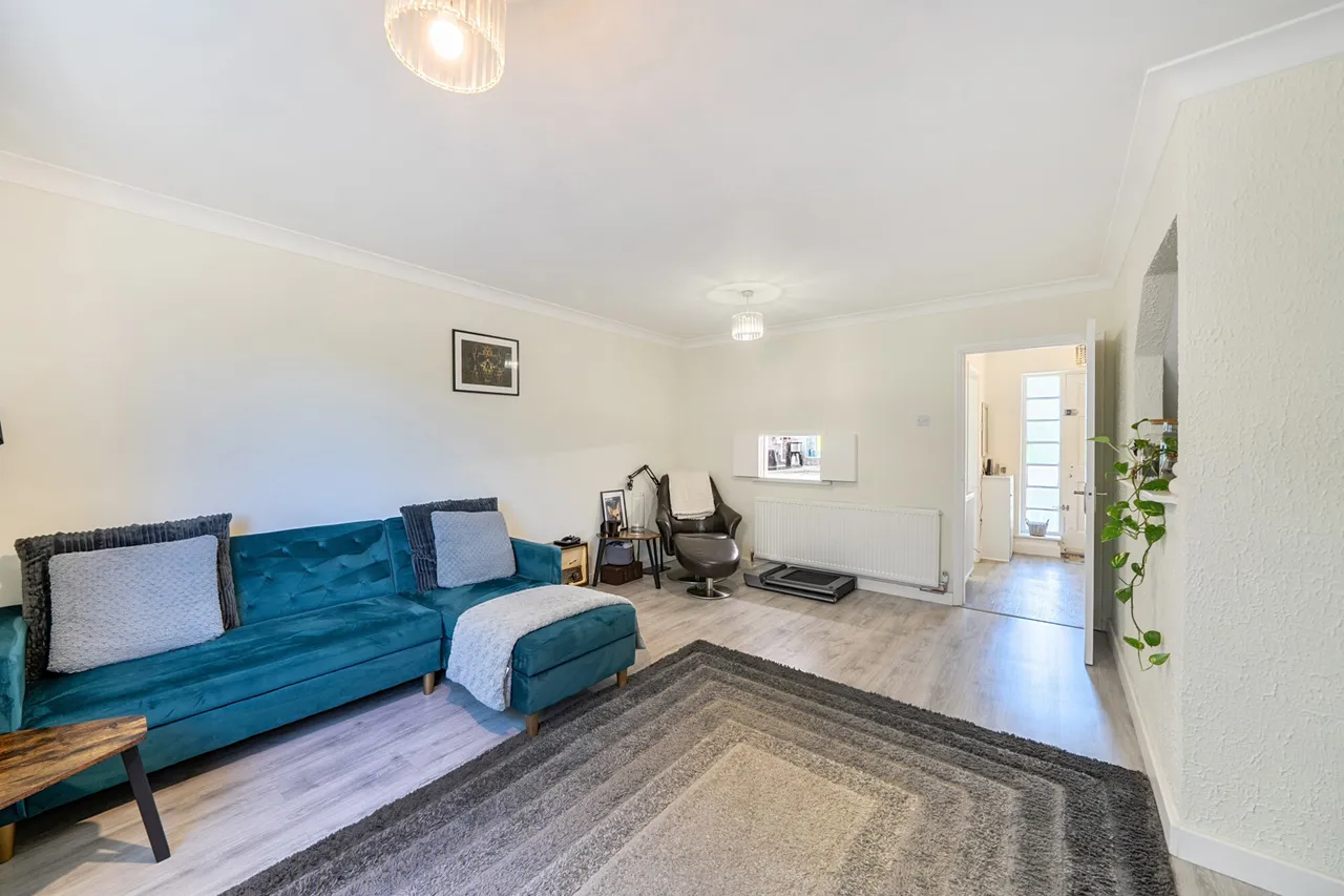 The Greenway, Ickenham, UB10, photo 5