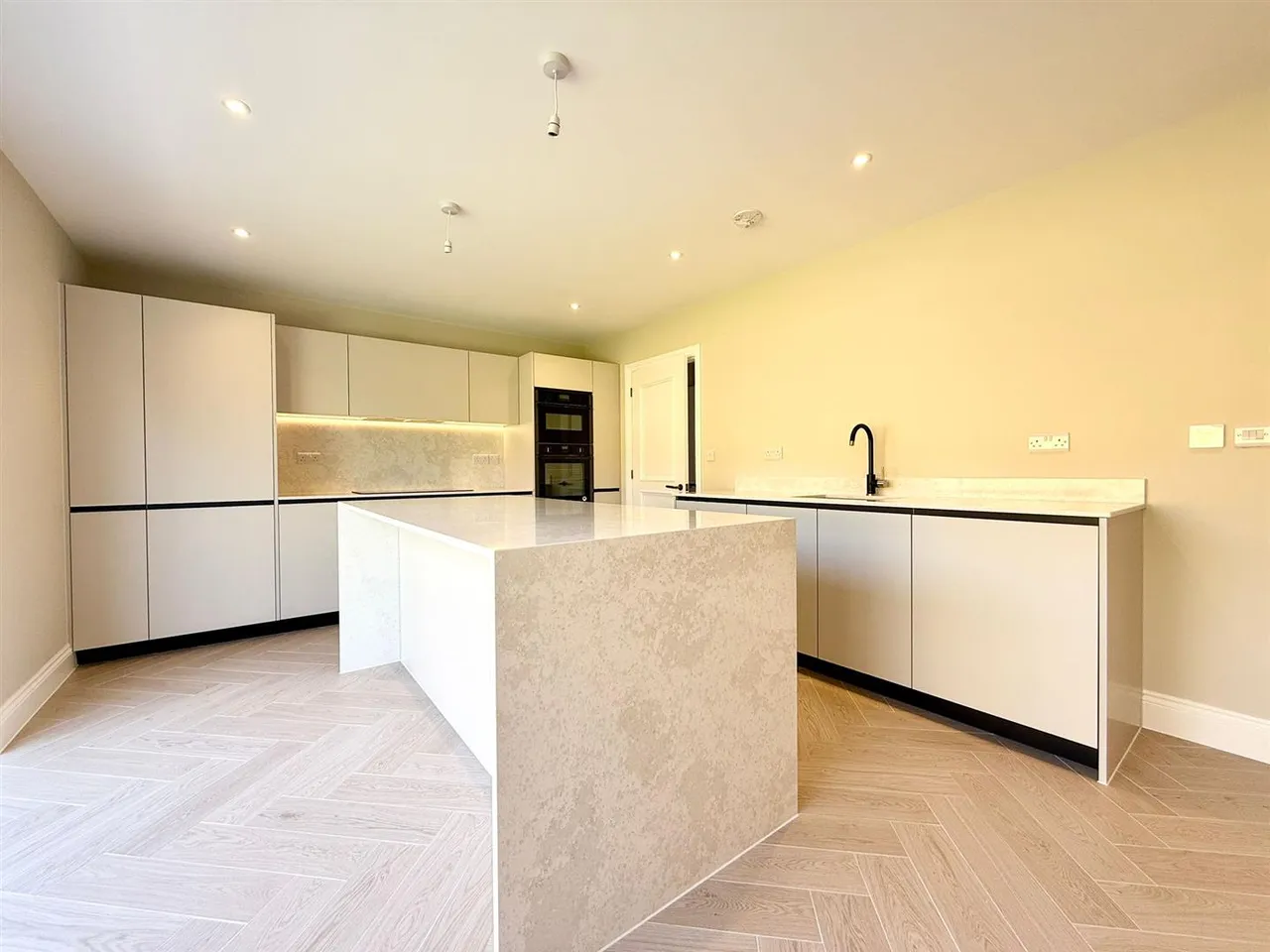 Warsash Road, Warsash, photo 5