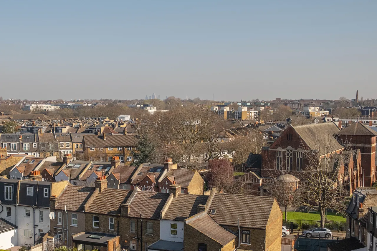 38 Summerstown, London, SW17, photo 7