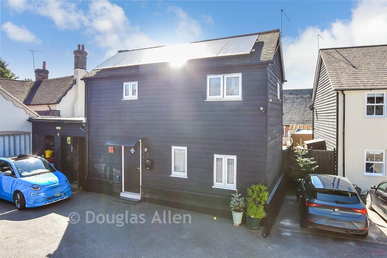 1 bed barn conversion for sale, High Street, Ongar, CM5