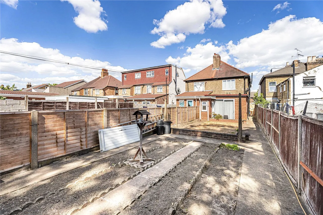 Hibernia Road, Hounslow, TW3, photo 25