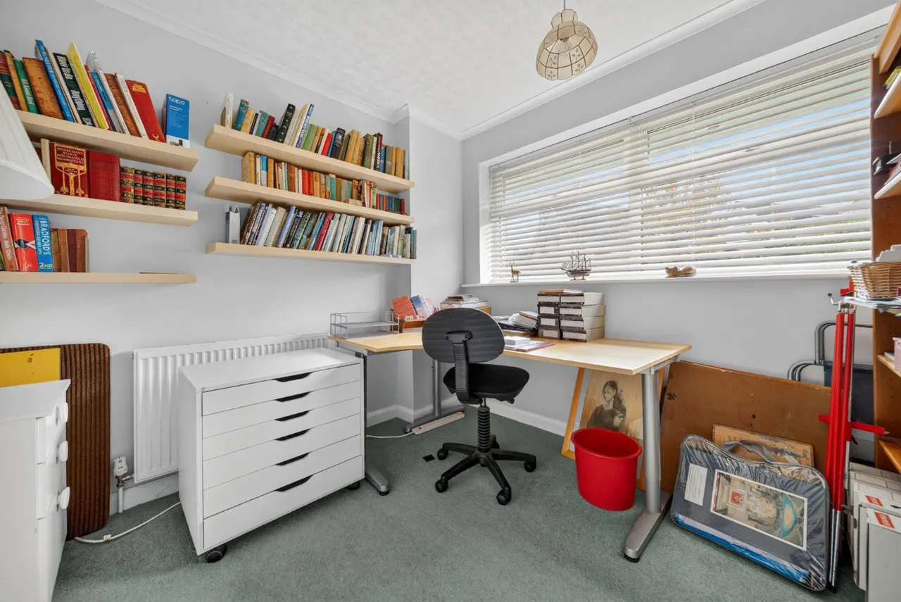 Beverley Rise, Ilkley, LS29, photo 13