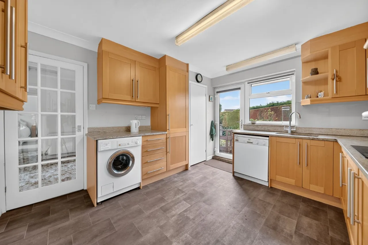Beverley Rise, Ilkley, LS29, photo 7