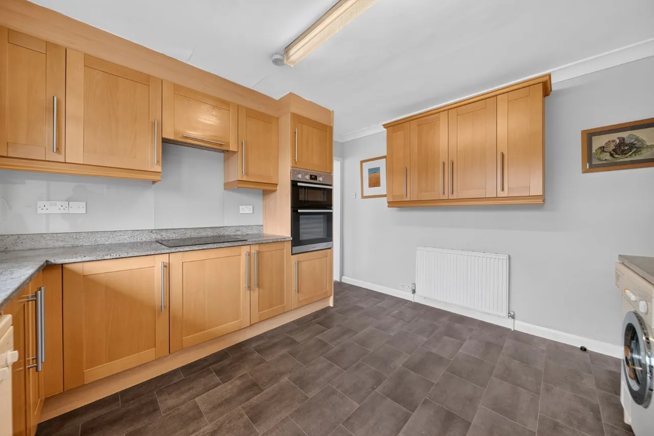 Beverley Rise, Ilkley, LS29, photo 6