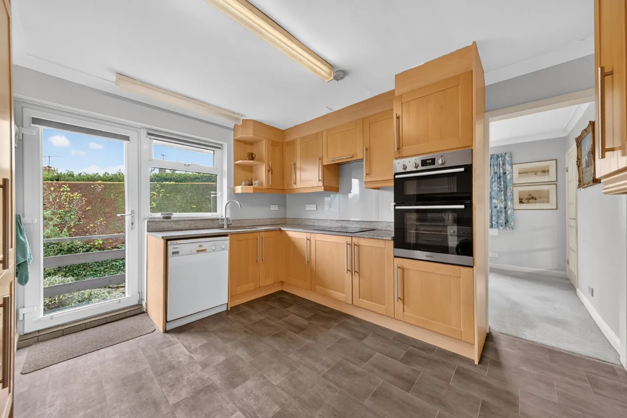 Beverley Rise, Ilkley, LS29, photo 5