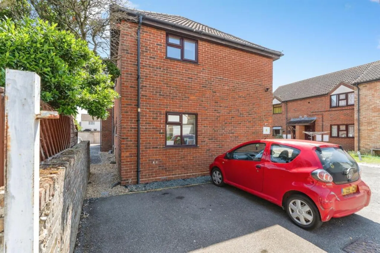 Mortimer Row, Somersham, PE28, photo 12