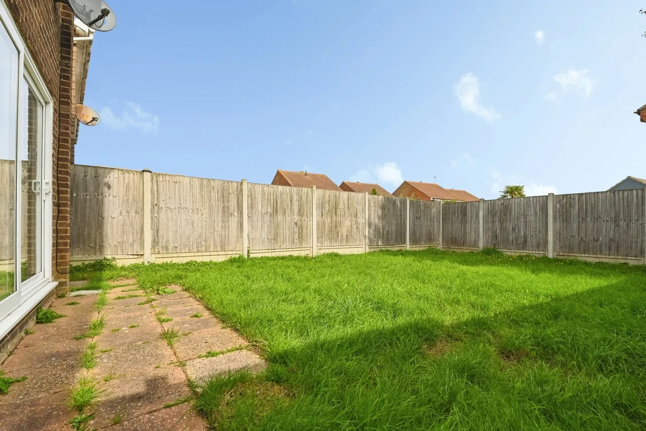 Young Close, Clacton-on-Sea, CO16, photo 9