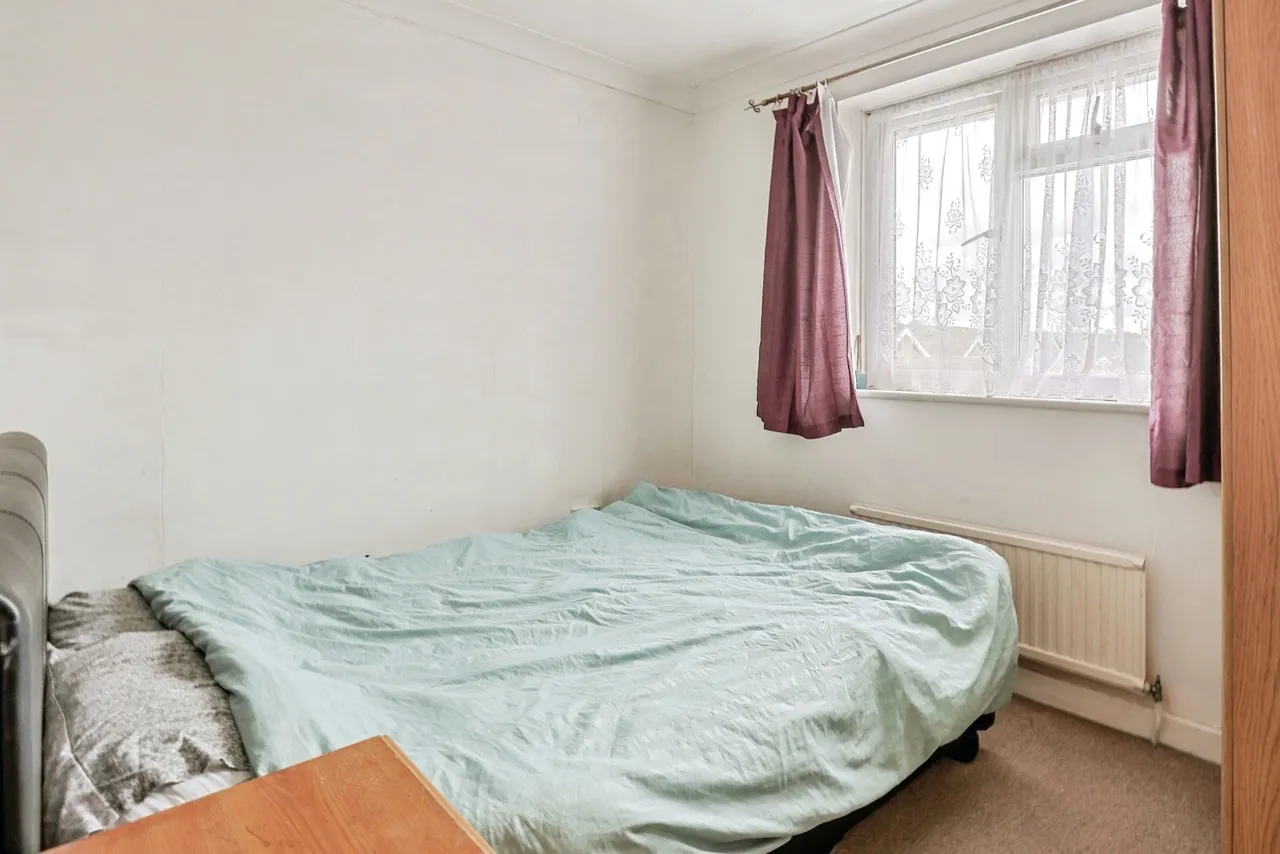 Tarrant Close, Canford Heath, BH17, photo 10