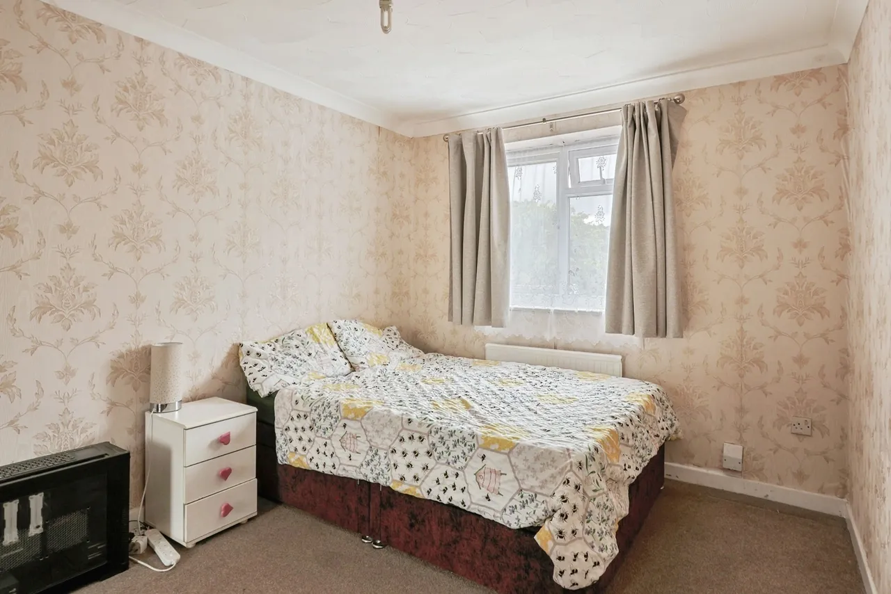 Tarrant Close, Canford Heath, BH17, photo 7